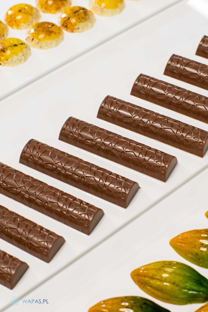 Szkolenia Cukiernicze Warsaw Academy of Pastry Arts - Wszystko o Czekoladzie z Michałem Iwaniukiem