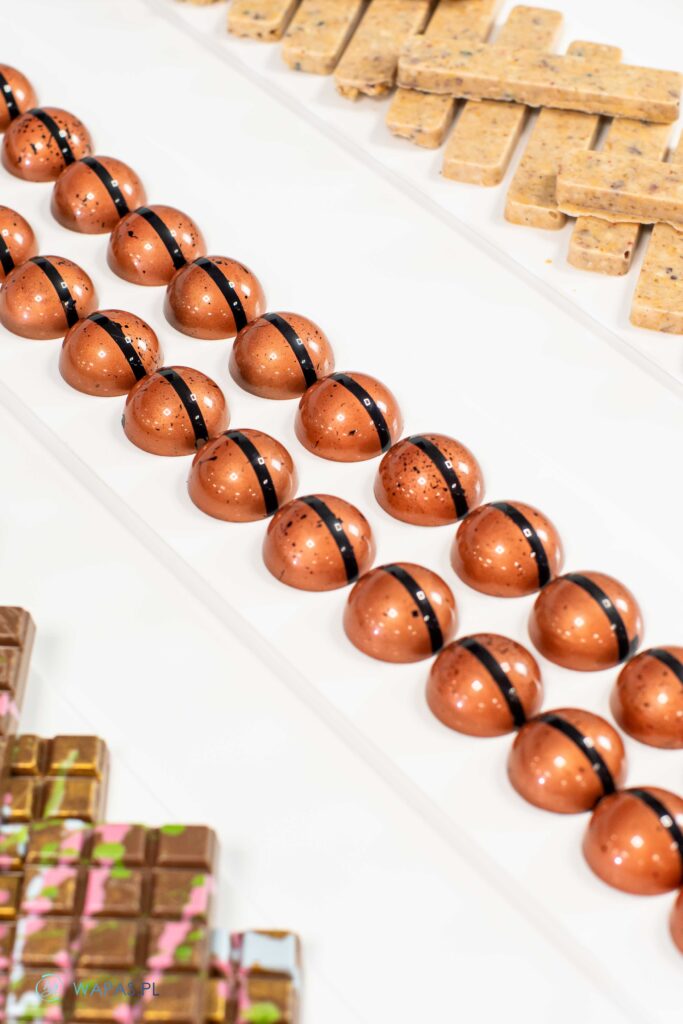 Szkolenia Cukiernicze Warsaw Academy of Pastry Arts - Wszystko o Czekoladzie z Michałem Iwaniukiem